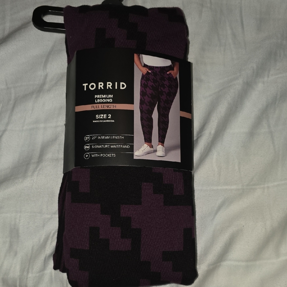 Torrid Houndstooth Purple and Black Leggings